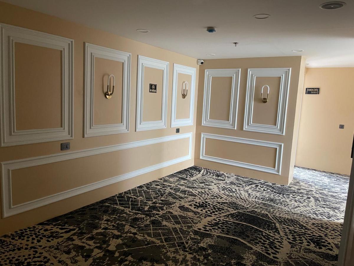 Claret Inn & Suite دالهوزي المظهر الخارجي الصورة